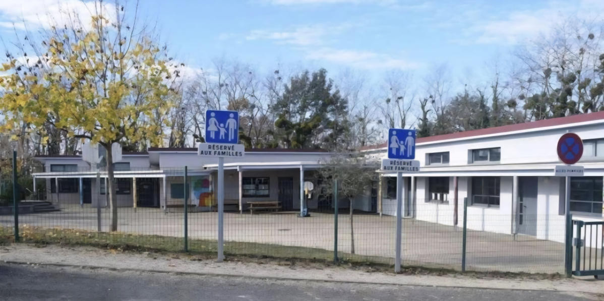 ecole carcares.jpg