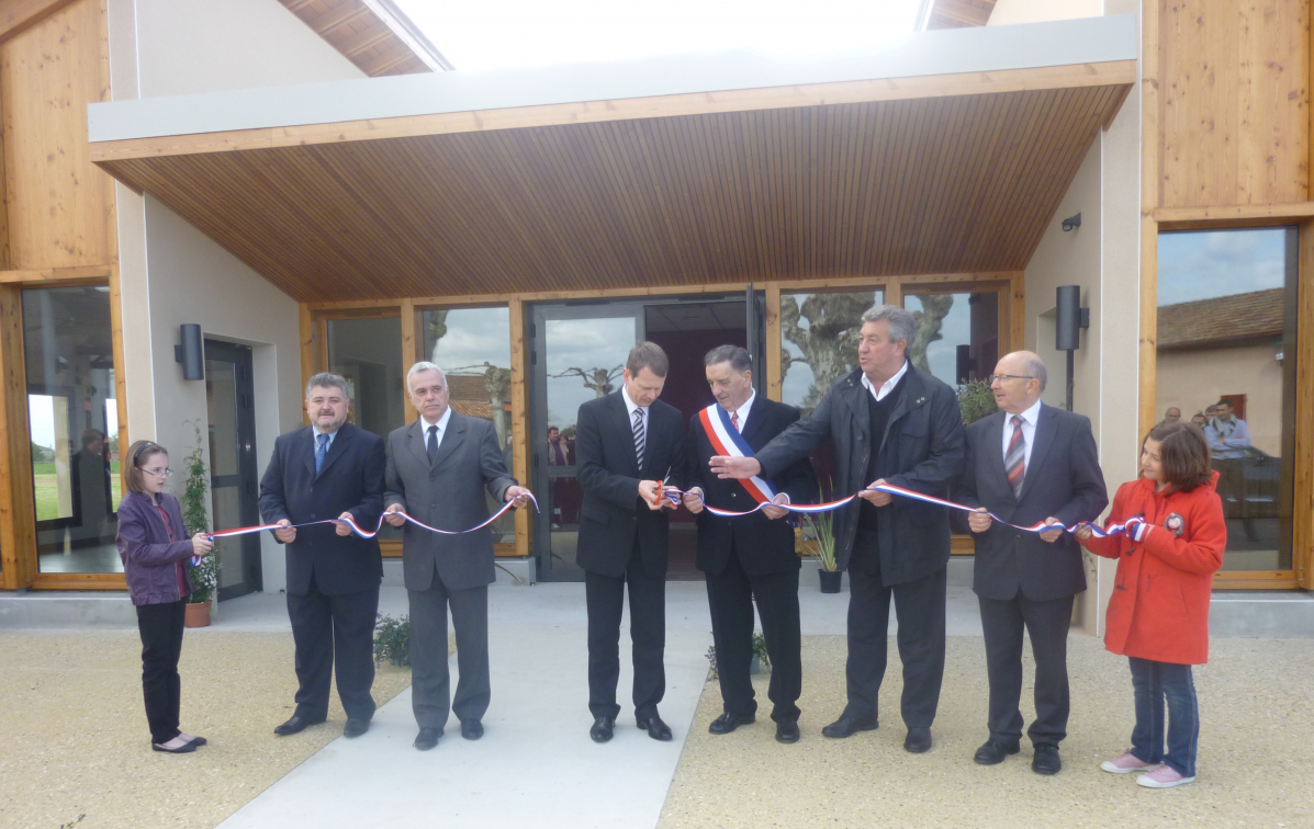 12.04.13 Inauguration salle des assos 002.JPG